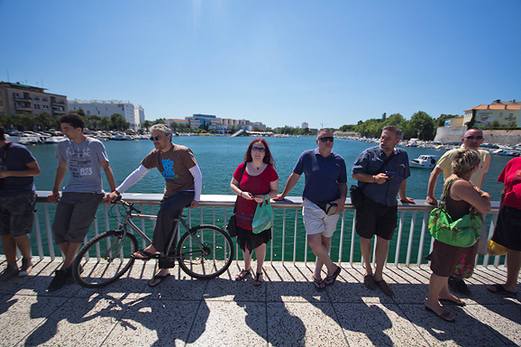 Milenijski skok KUD-a Bleke i konji (foto:Saša Čuka) Milenijski skok KUD-a Bleke i konji (foto:Saša Čuka)