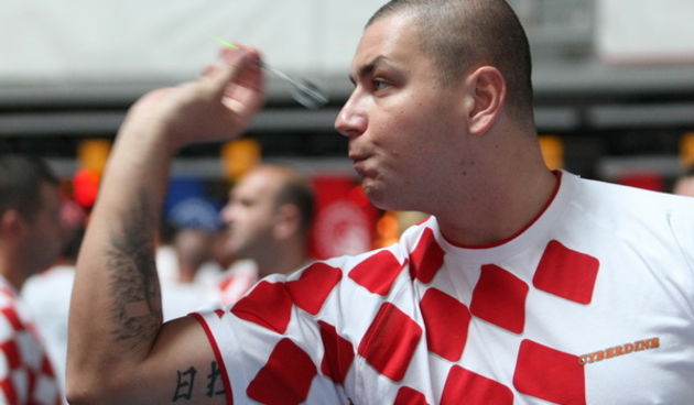 Zadar, 250609. Dvorana Kresimira Cosica  u Zadru u kojoj se ovih dana odrzava Svetsko prvenstvo u pikadu.  Boris Krcmar iz Zagreba postao je svjetski prvak u pikadu (pojedinacna konkurencija). Foto : Vladimir Ivanov / CROPIX