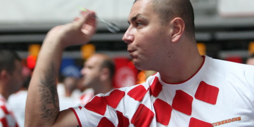 Zadar, 250609. Dvorana Kresimira Cosica  u Zadru u kojoj se ovih dana odrzava Svetsko prvenstvo u pikadu.  Boris Krcmar iz Zagreba postao je svjetski prvak u pikadu (pojedinacna konkurencija). Foto : Vladimir Ivanov / CROPIX