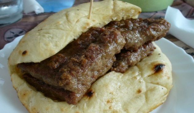 Pljeskavica (Index.hr)