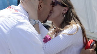 London, 030812.
Jezero Eton Dorney.
Hrvatski veslacki cetverac na parice David Sain, Damir Martin i braca Martin i Valent Sinkovic u finalnoj utrci osvojili srebrnu medalju na Olimpijskim Igrama u Londonu.
Na fotografiji: Martin Sinkovic sa zarucnicom Ma London, 030812.
Jezero Eton Dorney.
Hrvatski veslacki cetverac na parice David Sain, Damir Martin i braca Martin i Valent Sinkovic u finalnoj utrci osvojili srebrnu medalju na Olimpijskim Igrama u Londonu.
Na fotografiji: Martin Sinkovic sa zarucnicom Ma
