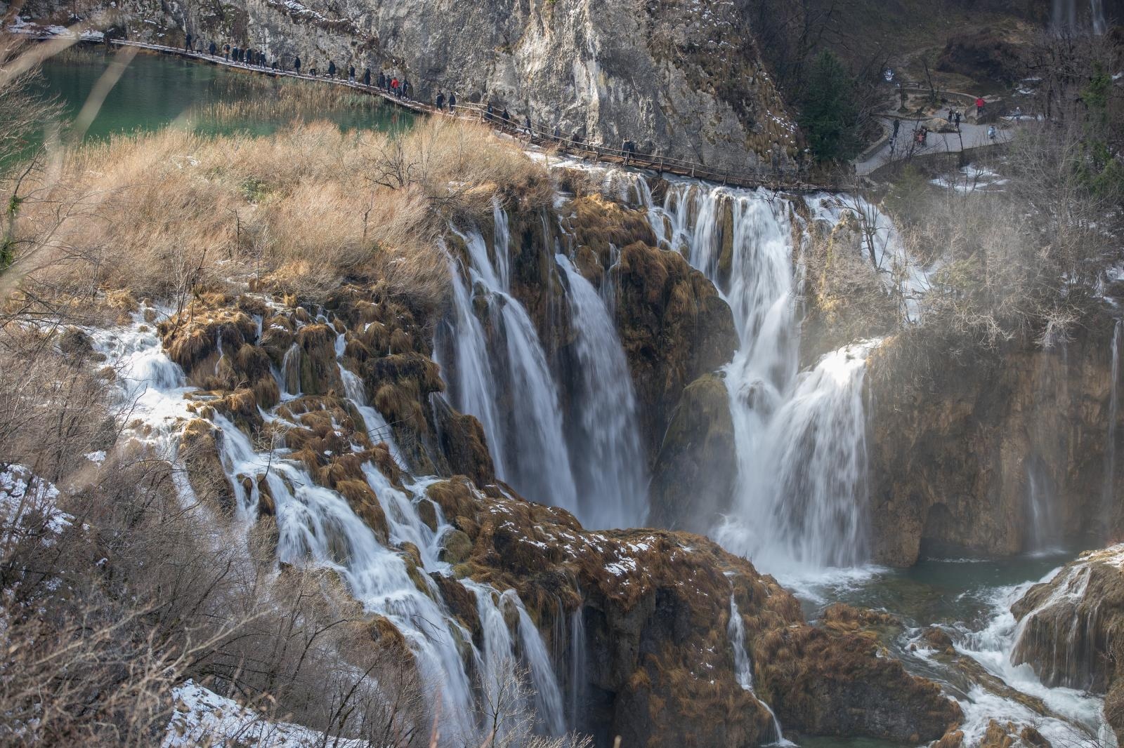 Zimska idila u Nacionalnom parku Plitvička jezera Zimska idila u Nacionalnom parku Plitvička jezera