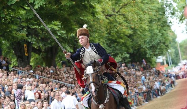 Održana je 301. Sinjska Alka, hrvatska viteška igra. Photo: Ivo Čagalj/PIXSELL