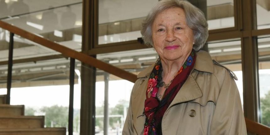 od visokim pokroviteljstvom predsjednice Republike Hrvatske u koncertnoj dvorani Vatroslav Lisinski odrzana je svecana akademija povodom 60 godina Hrvatske televizije i 90 godina Hrvatskog radija. Milka Babovic. Photo: Davor Visnjic/PIXSELL od visokim pokroviteljstvom predsjednice Republike Hrvatske u koncertnoj dvorani Vatroslav Lisinski odrzana je svecana akademija povodom 60 godina Hrvatske televizije i 90 godina Hrvatskog radija. Milka Babovic. Photo: Davor Visnjic/PIXSELL