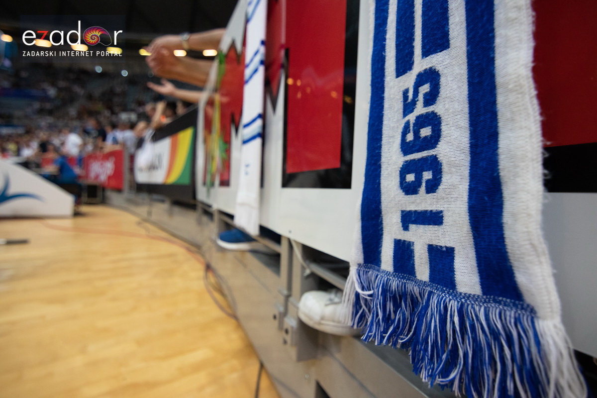 Polufinale doigravanja HT Premijer lige, 1. utakmica: KK Zadar – KK Cibona 89-78