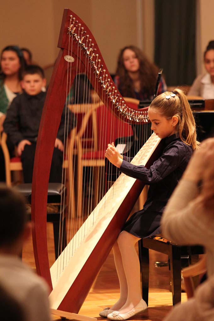 Predbožićni koncert glazbene škole sv. Benedikta, foto: Iva Perinčić Predbožićni koncert glazbene škole sv. Benedikta, foto: Iva Perinčić