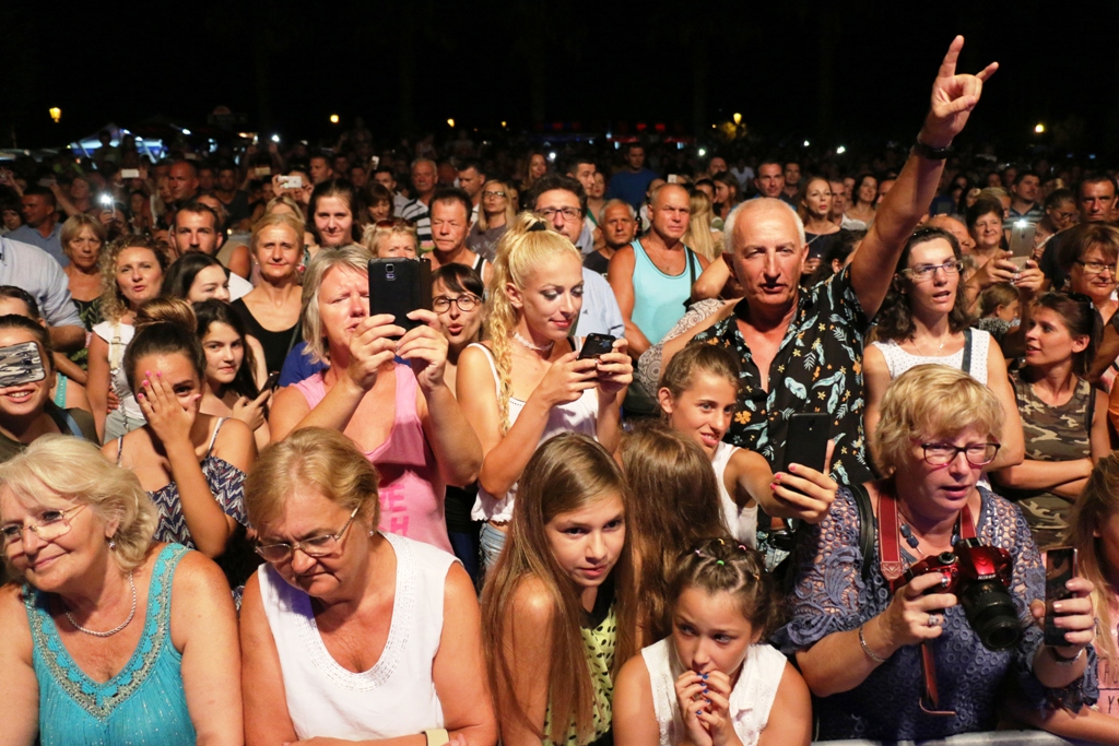 Nina Badrić @ Virsko ljeto 2017.