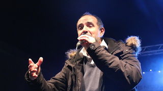 Vir: Božićna fešta uz Dražena Zečića Zeku Vir: Božićna fešta uz Dražena Zečića Zeku