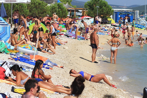 Bibinje: Turnir u odbojci na pijesku “Punta 2016”, pobjednice ekipa Cavsica iz Zadra. Foto: Leo Banić