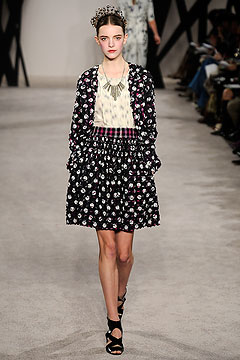 Jason Wu: Jesen/zima 2009. (Cromoda.com) Jason Wu: Jesen/zima 2009. (Cromoda.com)