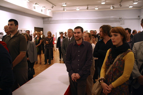 HKK: Otvorenje izlozbe “Razaranje Zadra” Zvonka Kucelina i Zeljka Karavide