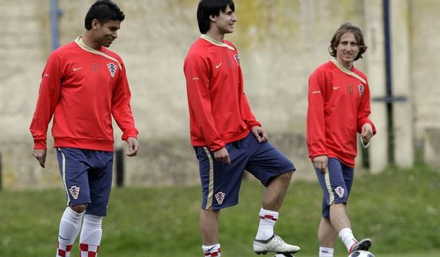 Da Silva, Ćorluka, Modrić (Nenad Dugi CROPIX)
