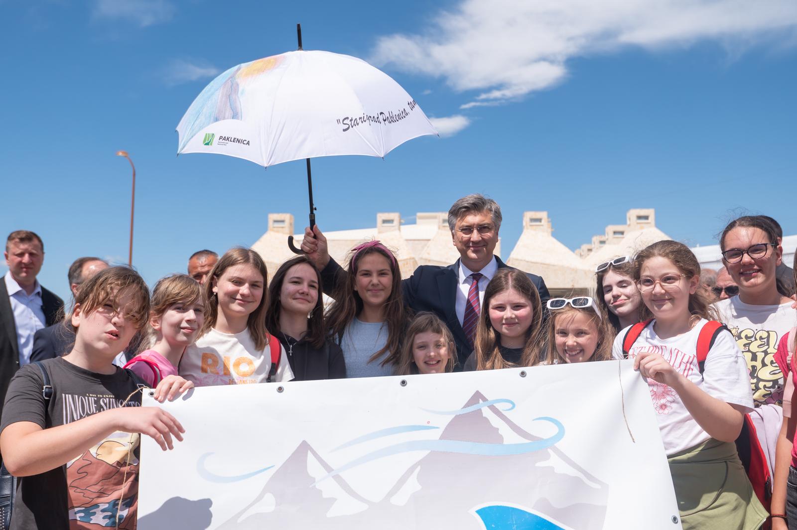 Plenković i EU kandidati HDZ-a na Benkovačkom sajmu