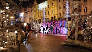 Zagrebački Advent ove godine pun je svjetla i šarenila