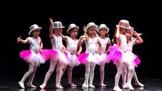 Baletna udruga Pirueta: Broadway, Foto: Mladen Radolović Mrlja Baletna udruga Pirueta: Broadway, Foto: Mladen Radolović Mrlja