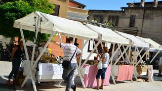 9. Festival smokava: Sajam na Trgu pet bunara