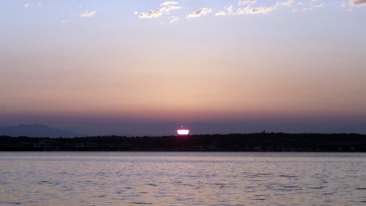 Preko: Svitanje 27. kolovoza 2011, Foto: Jasna Marcelić Preko: Svitanje 27. kolovoza 2011, Foto: Jasna Marcelić