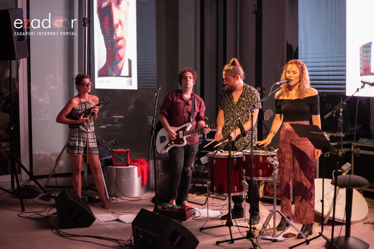 Večernji đir po gradu, ponedjeljak 6. kolovoza 2018. Večernji đir po gradu, ponedjeljak 6. kolovoza 2018.