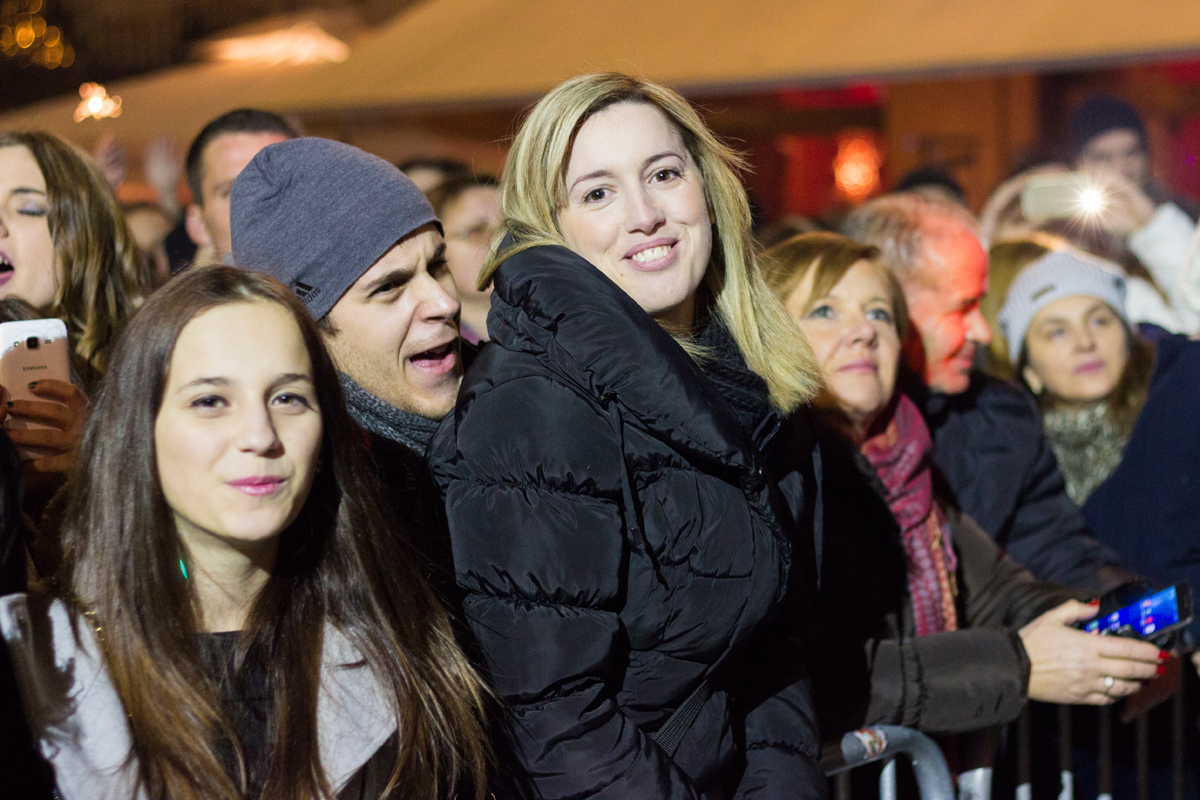 Doček 2017: Najluđa noć na zadarskom Poluotoku privukla više tisuća Zadrana i gostiju Doček 2017: Najluđa noć na zadarskom Poluotoku privukla više tisuća Zadrana i gostiju
