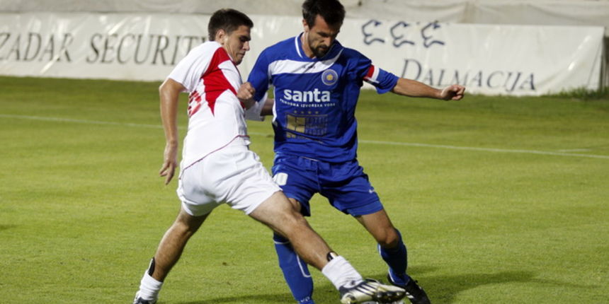 Zadar, 140810 Stadion Stanovi. 4. kolo 1. HNL, NK Zadar – NK Cibalia. Na slici: igrac Zadra Zelimir Terkes (plavi). Foto: Jure Miskovic / CROPIX Zadar, 140810 Stadion Stanovi. 4. kolo 1. HNL, NK Zadar – NK Cibalia. Na slici: igrac Zadra Zelimir Terkes (plavi). Foto: Jure Miskovic / CROPIX