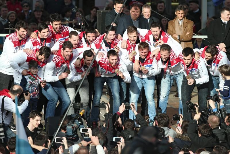 Brončani kauboji svečano dočekani na Trgu bana Josipa Jelačića. Foto: Goran Stanzl/PIXSELL
