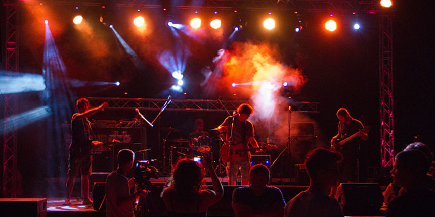 JUMF, sinoć su nastupili Rewolti, Apel Fenomen, E. N. D., Sexymotherfuckers i Dubioza Kolektiv, foto: Leo Banic JUMF, sinoć su nastupili Rewolti, Apel Fenomen, E. N. D., Sexymotherfuckers i Dubioza Kolektiv, foto: Leo Banic