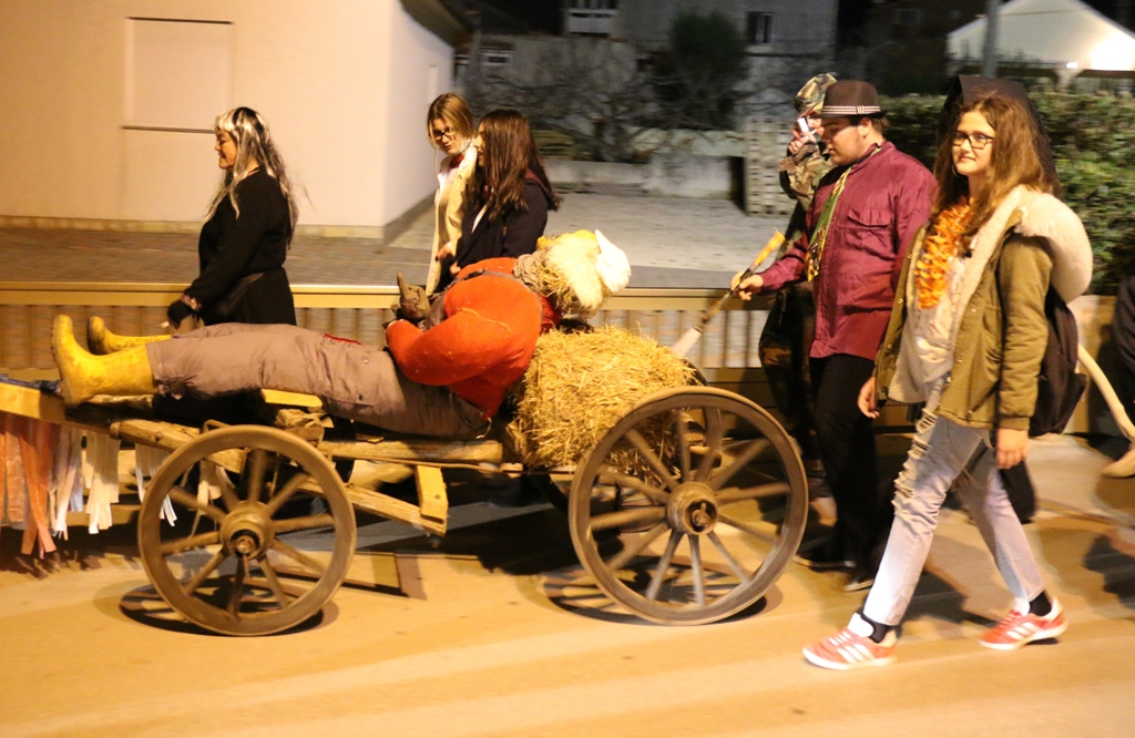 Virski Karneval veliko finale: nastupila Maja Šuput Virski Karneval veliko finale: nastupila Maja Šuput