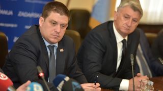 Potpisan ugovor za 10 projekata sanacije i rekonstrukcije pomorskog dobra Potpisan ugovor za 10 projekata sanacije i rekonstrukcije pomorskog dobra