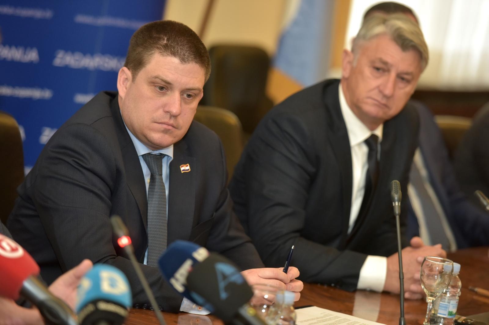 Potpisan ugovor za 10 projekata sanacije i rekonstrukcije pomorskog dobra Potpisan ugovor za 10 projekata sanacije i rekonstrukcije pomorskog dobra