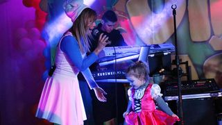 Virske maškare: Nedjelja u znaku zvijezdice Meri, Tota i Tempo Banda