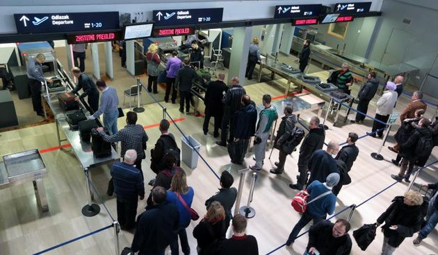 20.11.2013., Zagreb – Predstavnici sindikata Zracne luke Pleso na danasnjoj su konferenciji za novinare najavili strajk. Photo: Petar Glebov/PIXSELL Autor  Petar Glebov KLJUČNE RIJEČI  Pleso, sindikati, aerodrom, strajk, Zracna luka Zagreb, ZLZ