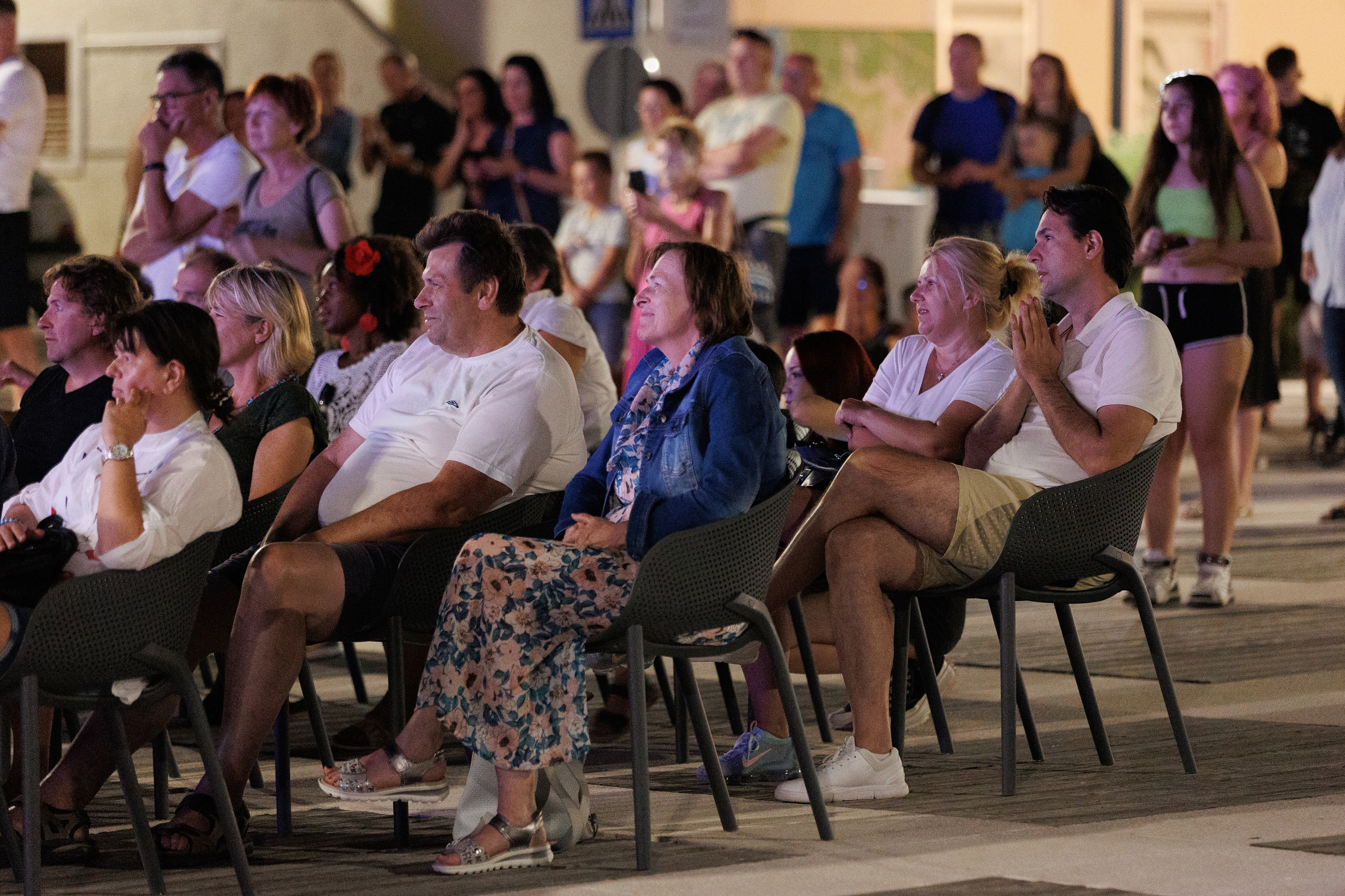 Dašak Italije: Koncert Nere Gojanović, Gordane Pavić i Vladimira Garića na rivi u Petrčanima