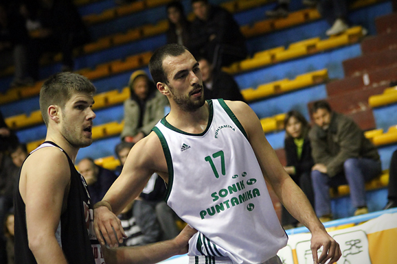KK Sonik Puntamika – KK Svjetlost Brod (foto:Saša Čuka) KK Sonik Puntamika – KK Svjetlost Brod (foto:Saša Čuka)