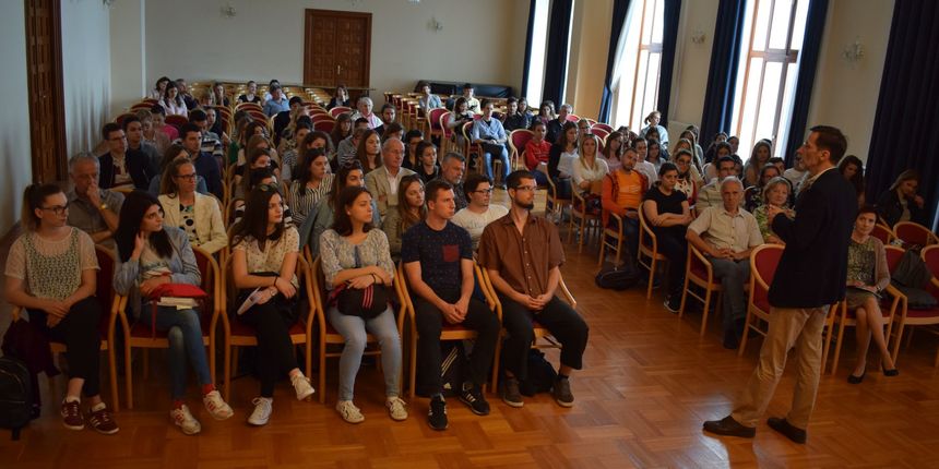 Miro Gavran, svečana dvorana, studenti Miro Gavran, svečana dvorana, studenti