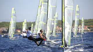 Zadar, 310809.
Europsko prvenstvo u jedrenju za klasu 49er 2009.
Danas je prvi dan regularnog natjecanja za jedrilicare u klasi 49er koje se odrzava od 29og kolovoza do 5og rujna u organizaciji JK Uskok.
Na slici: spanjolska posada Fernando Alonso i Artur Zadar, 310809.
Europsko prvenstvo u jedrenju za klasu 49er 2009.
Danas je prvi dan regularnog natjecanja za jedrilicare u klasi 49er koje se odrzava od 29og kolovoza do 5og rujna u organizaciji JK Uskok.
Na slici: spanjolska posada Fernando Alonso i Artur