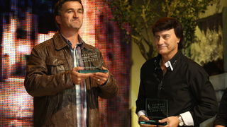 Zadar, 121110.
Dvorana Kresimira Cosica.Festival zabavne glazbe Zadar 2010. Prva vecer.
Na fotografiji : Ico Sikiric osvojio je 1.nagradu zirija.
Foto : Vladimir Ivanov / Cropix Zadar, 121110.
Dvorana Kresimira Cosica.Festival zabavne glazbe Zadar 2010. Prva vecer.
Na fotografiji : Ico Sikiric osvojio je 1.nagradu zirija.
Foto : Vladimir Ivanov / Cropix