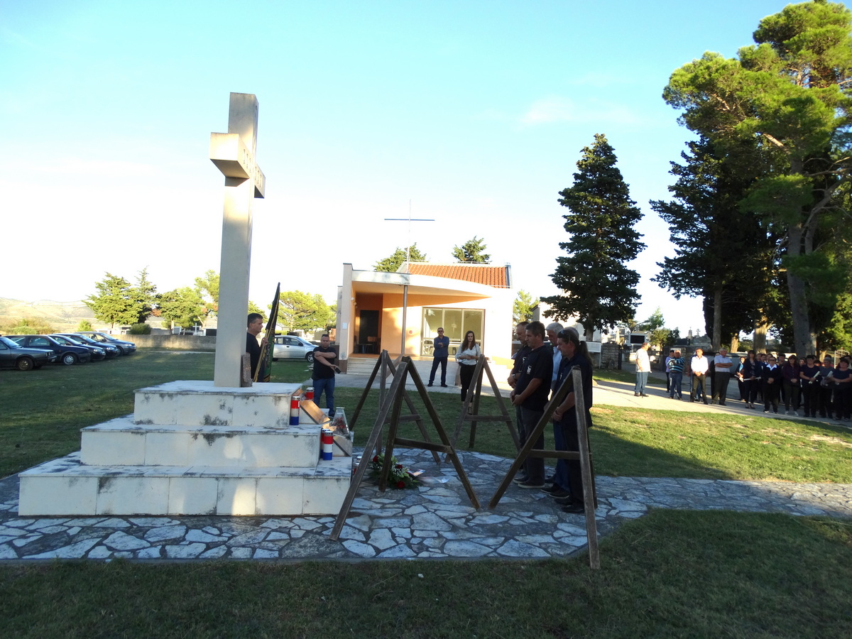 Vukšić: Položeni vijenci za žrtve Domovinskog rata