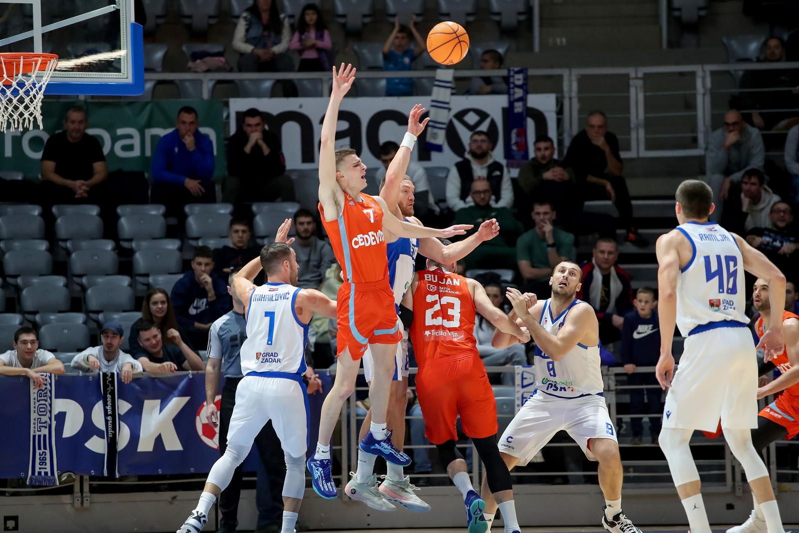 Zadar i Cedevita Junior odigrali utakmicu 19. kola FavBet Premijer lige