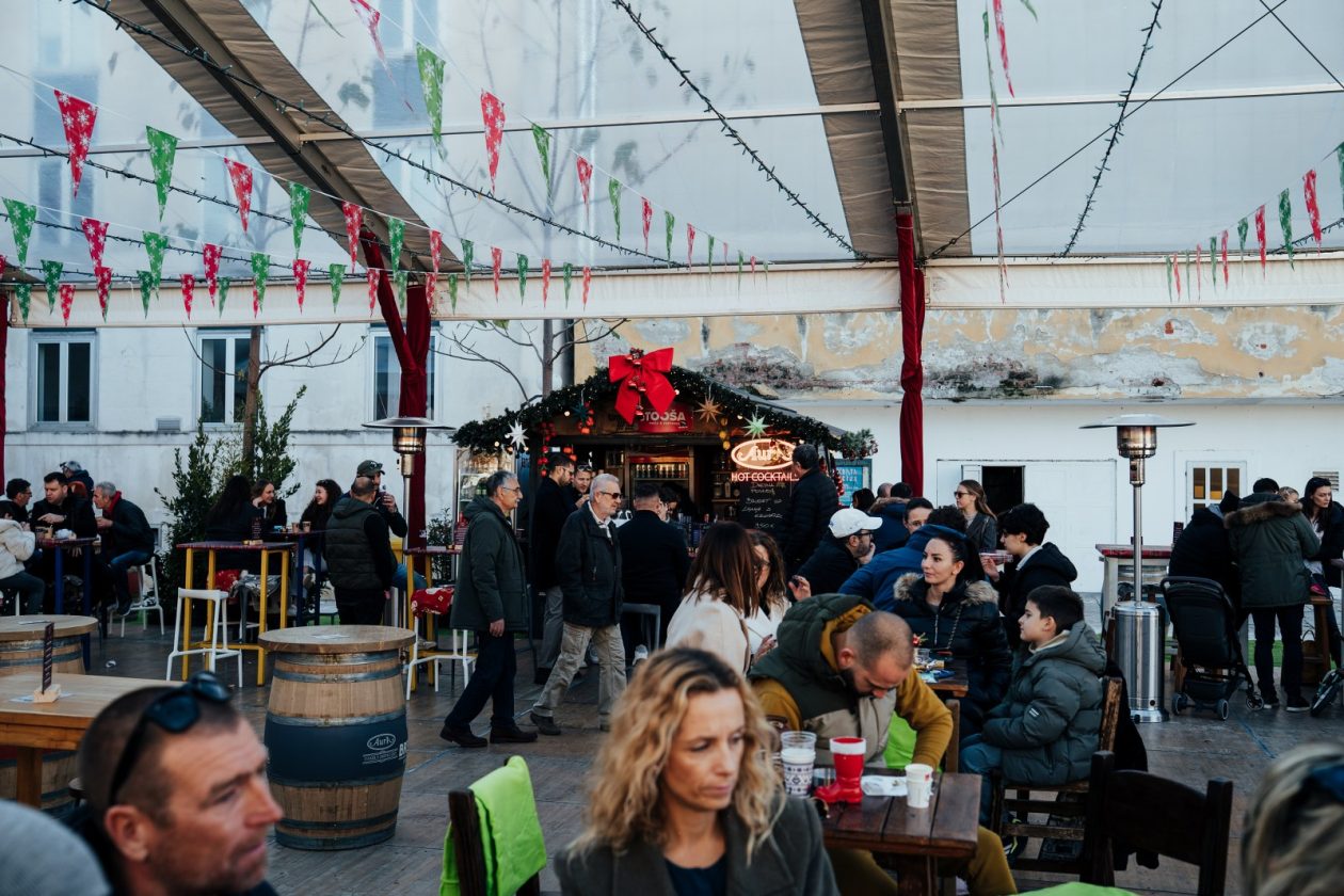 Gastro Advent – Božićni gramofon