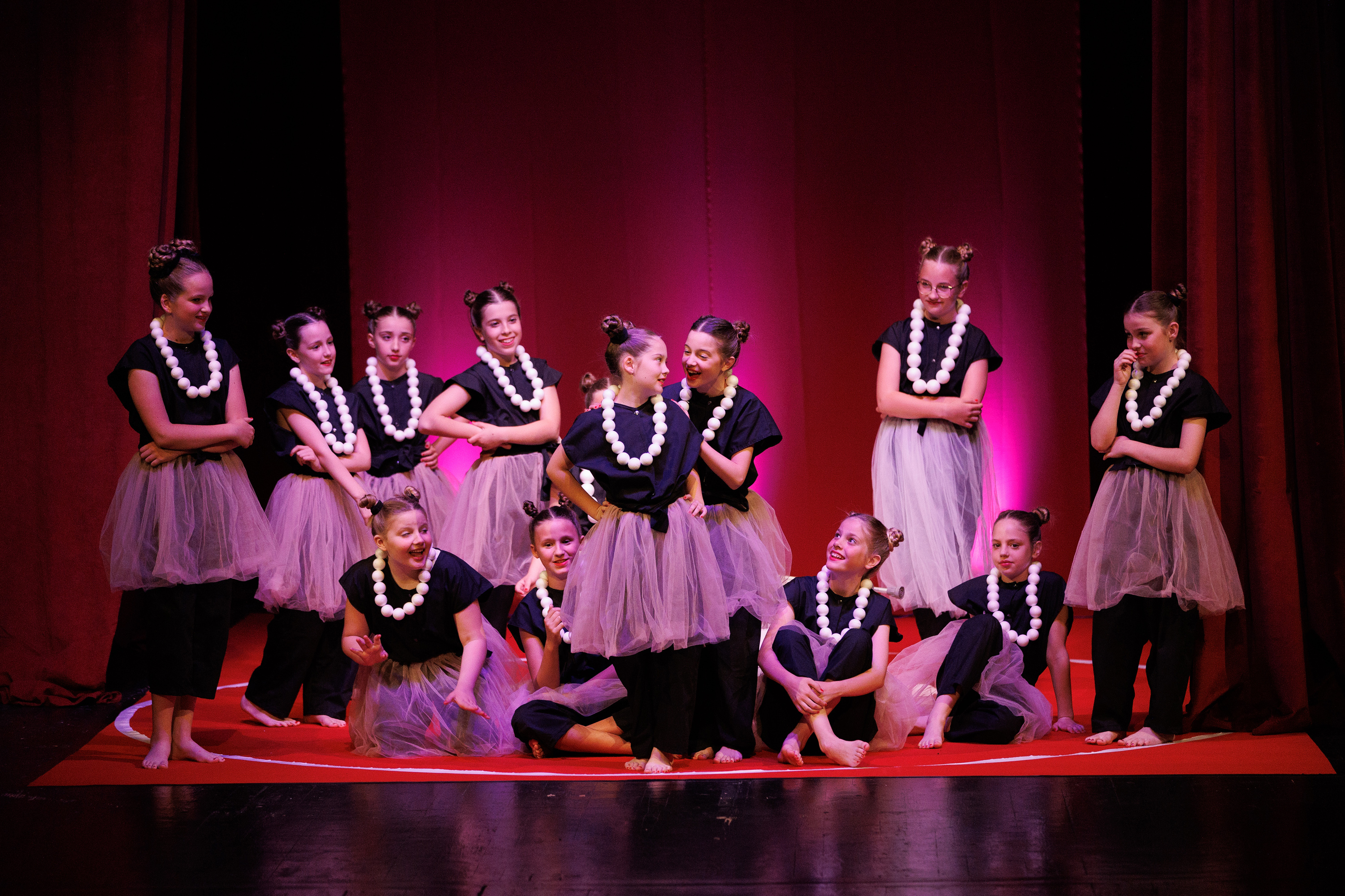 Igrajmo se: Zabranjeno mlađima od 15 strana A