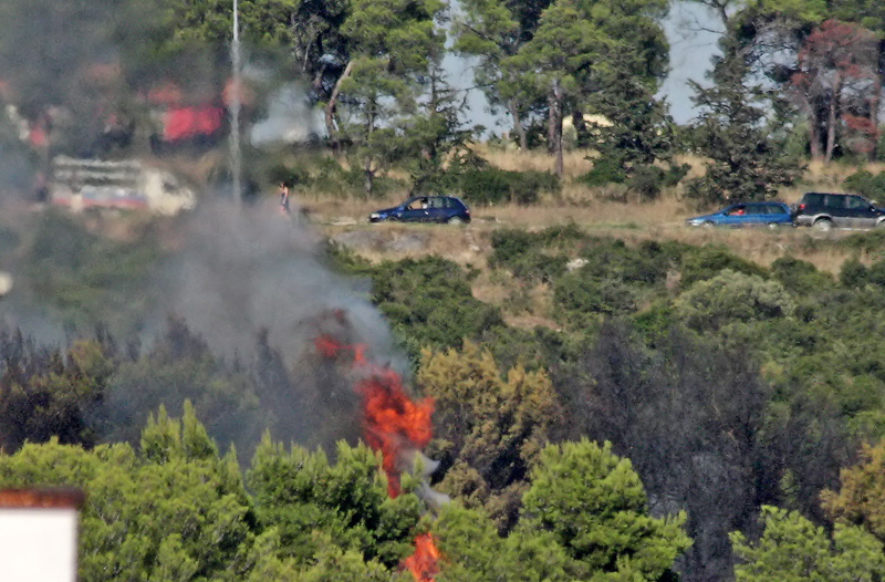 Požar na Plovaniji (foto: Marin Gospić) Požar na Plovaniji (foto: Marin Gospić)