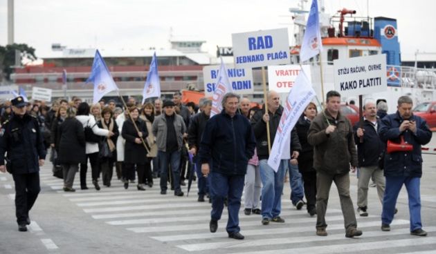 Radnici Jadrankamena i Dalmacijavina prosvjeduju, foto: CROPIX