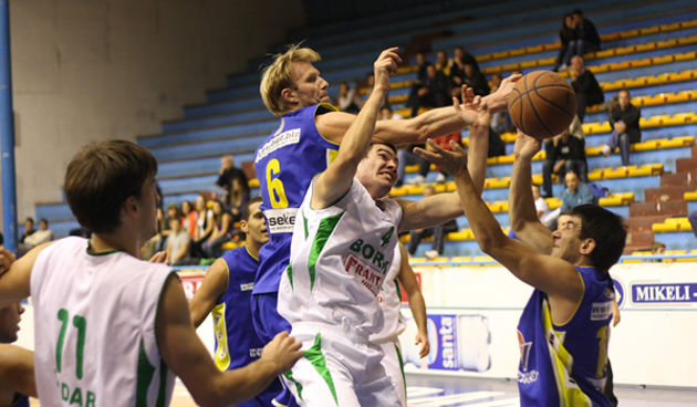 Škifić i Mikulić, KK Borik Puntamika – KK  Darda  77-67 (foto:Saša Čuka)