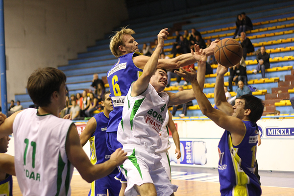 Škifić i Mikulić, KK Borik Puntamika – KK  Darda  77-67 (foto:Saša Čuka)