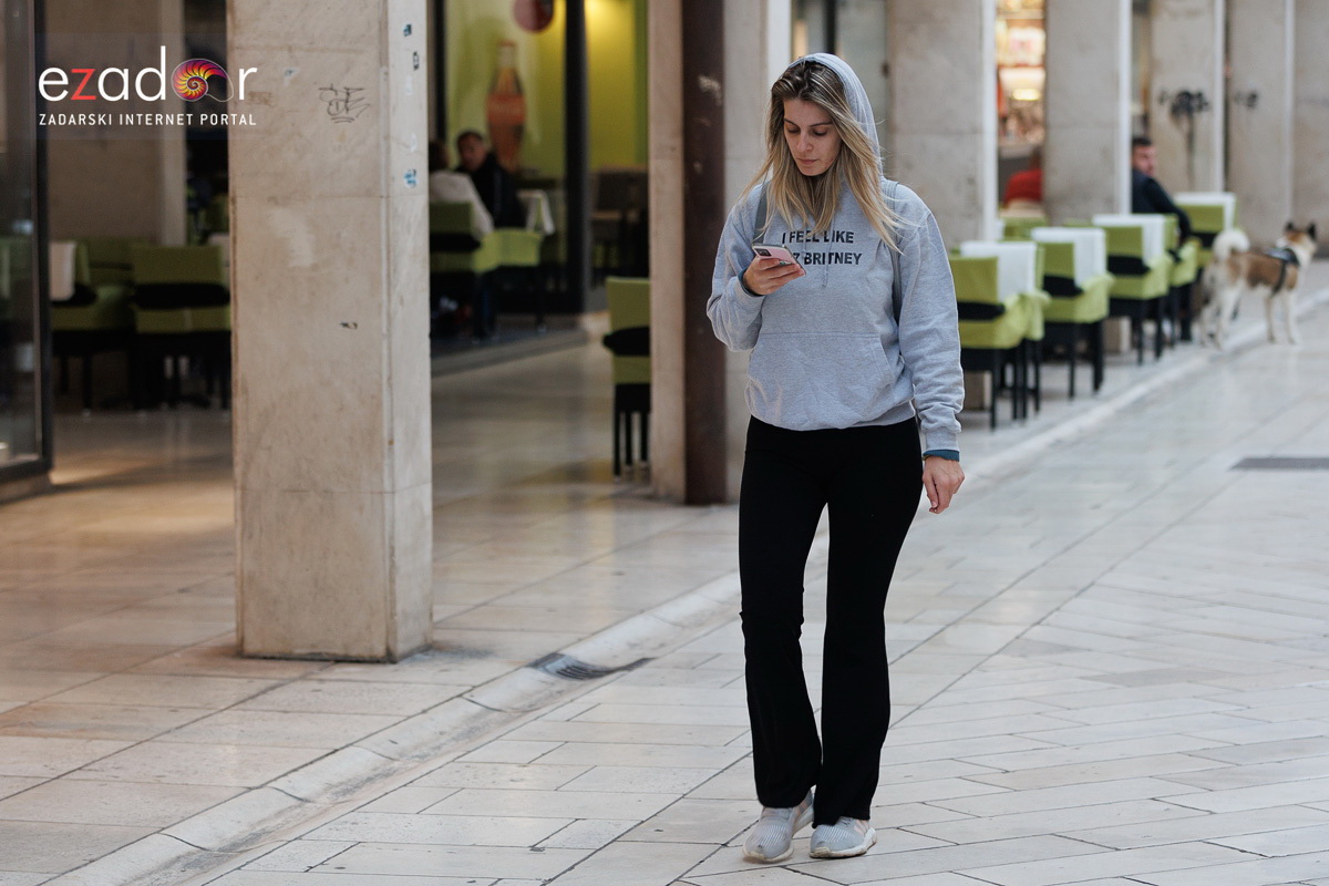 Đir po gradu, subotnja špica 12. studenog 2022. Đir po gradu, subotnja špica 12. studenog 2022.