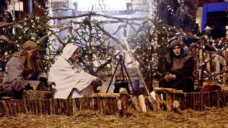 Zagreb, 221212.
Kaptol.
Zajednica Cenacolo vec 13 godina ispred Katedrale na Kaptolu u bozicno vrijeme priredjuje Zive jaslice.
Na fotografiji: detalj sa priredbe.
Foto: Admir Buljubasic / CROPIX Zagreb, 221212.
Kaptol.
Zajednica Cenacolo vec 13 godina ispred Katedrale na Kaptolu u bozicno vrijeme priredjuje Zive jaslice.
Na fotografiji: detalj sa priredbe.
Foto: Admir Buljubasic / CROPIX