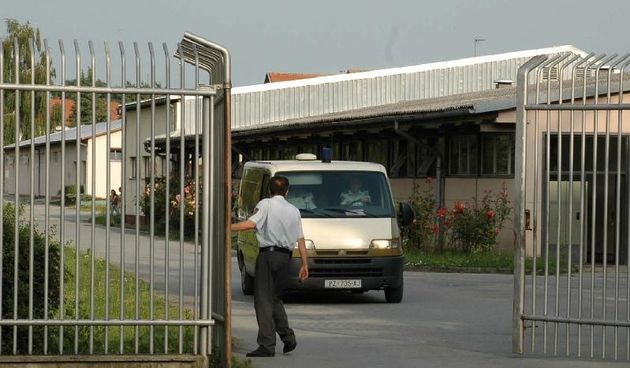 Magaš izlazi iz zatvora (Foto: 24sata.hr)