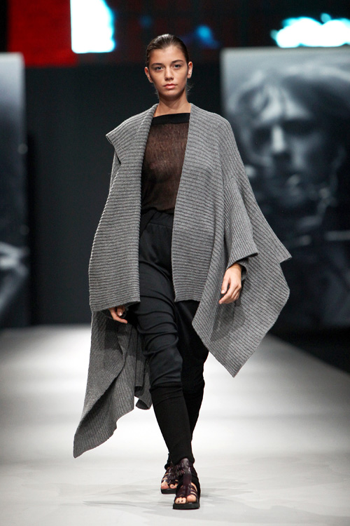 Jučer je završeno izdanje Cro A Porter-a @ LAUBA na kojem su svoje kolekcije predstavili: Ivona Martinko, Jelena Aleksić, Etna Maar, SPIRIT by T.B./ Tomislav Bahorić Jučer je završeno izdanje Cro A Porter-a @ LAUBA na kojem su svoje kolekcije predstavili: Ivona Martinko, Jelena Aleksić, Etna Maar, SPIRIT by T.B./ Tomislav Bahorić