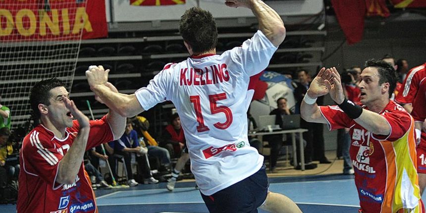 Image 1098635 (auto)