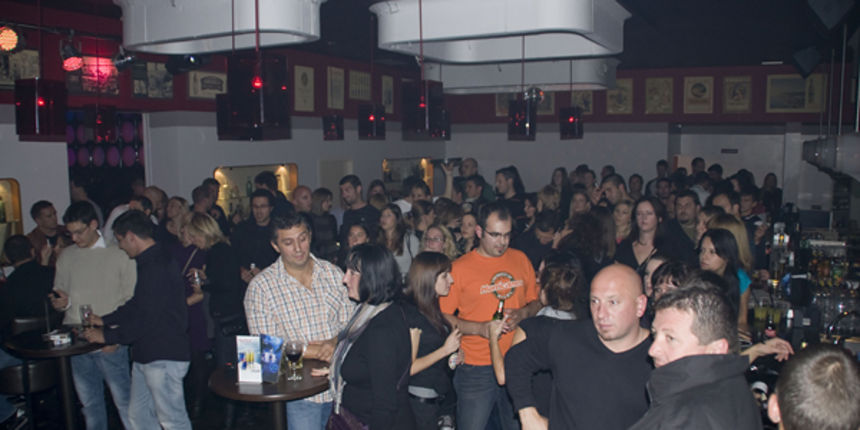 Klapa Libar u Maraschino baru 29. listopada 2009. Klapa Libar u Maraschino baru 29. listopada 2009.